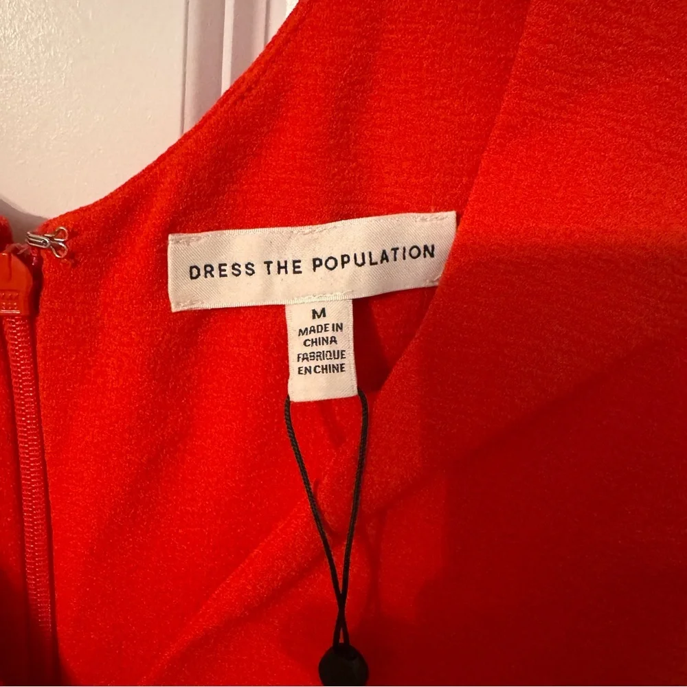 Long Red Gown dress by Dress the Population Sandra in Poppy Size Med New - Picture 8 of 13